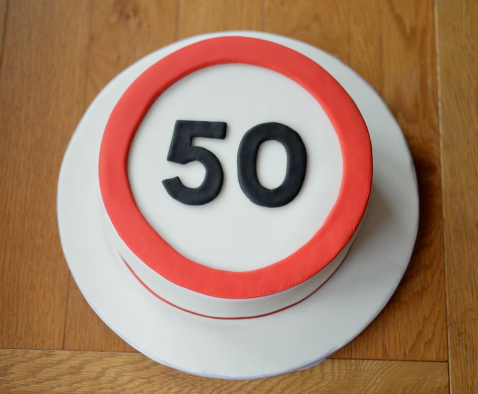 50 road sign cake