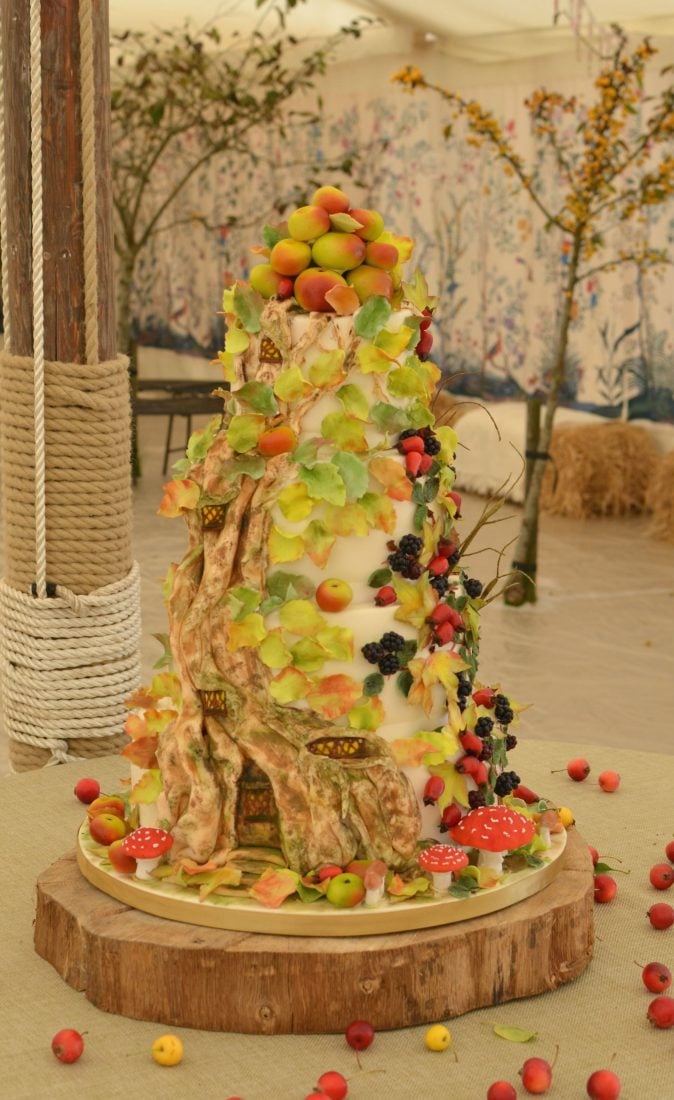 Brambly Hedge wedding cake. In Wiltshire.