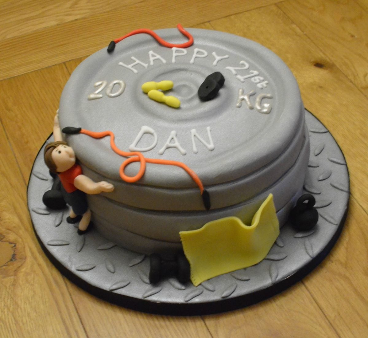 Weightlifters cake