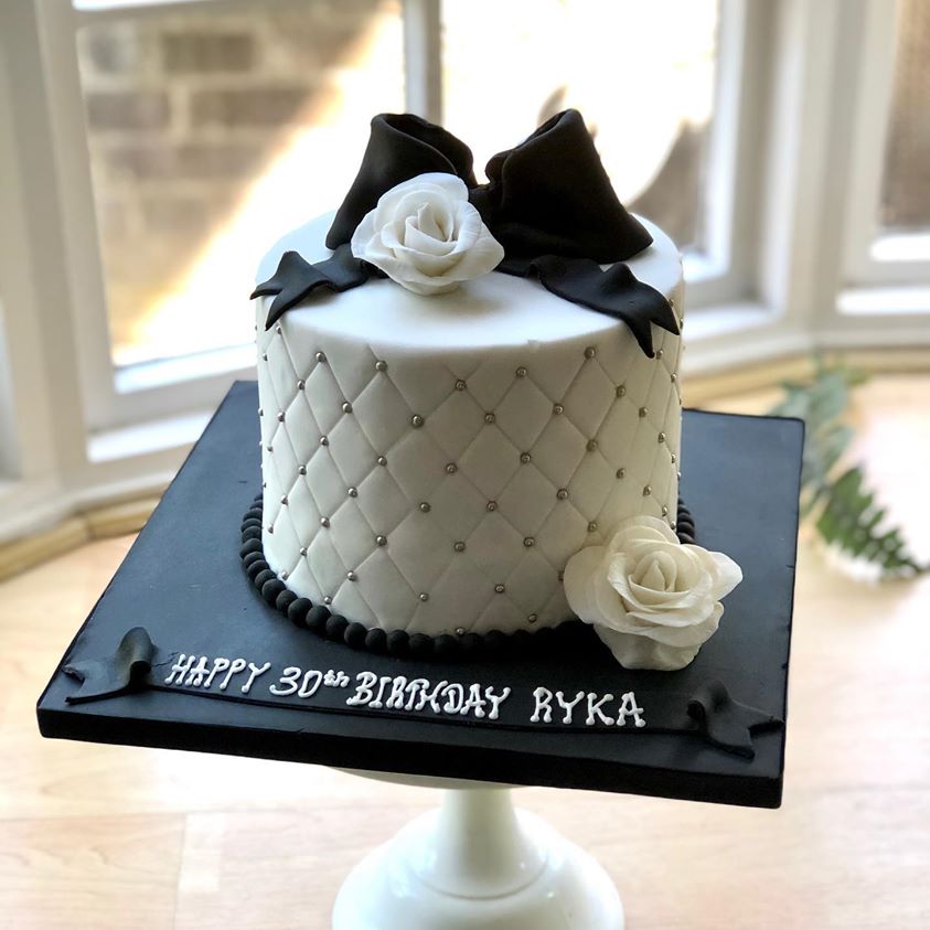 Black and white bow cake