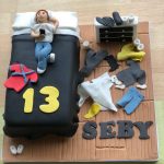 Teenagers bedroom birthday cake